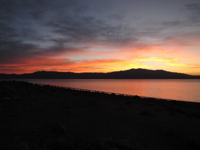 Pre-dawn over Walker lake.JPG