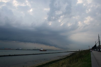 roll cloud - rolwolk - Cumulonimbus arcus, Hoek-van Holland