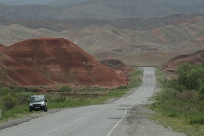 road between Kars and Dogubayazit