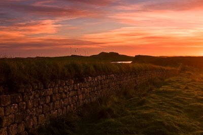 Dawn-Hadrians-wall-2.jpg