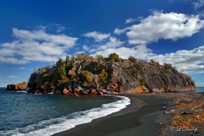 113.6 - Silver Bay:  Black Beach Island