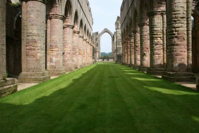 Fountains Abbey (15).JPG