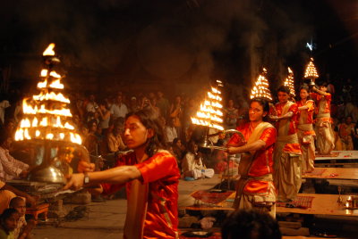 Ganga arti , Dashashwamedh Ghat, Varanasi , India , 2009