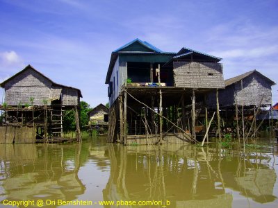 Floating village , Tonle Sap lake , Cambodia , 2007