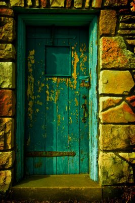 Blue Door-sans hat-_2853.jpg