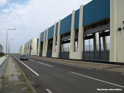 Lauwersmeer - de schutsluizen