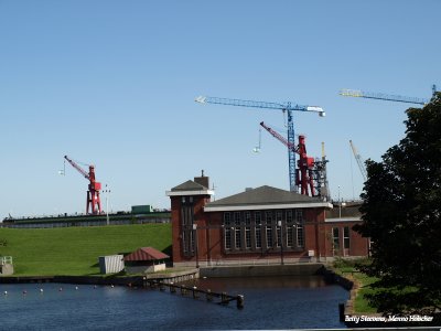 Delfzijl - Gemaal aan de rand van de haven