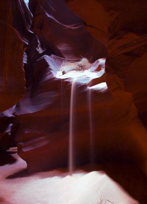 Upper Antelope Canyon - slot canyon - sand waterfall