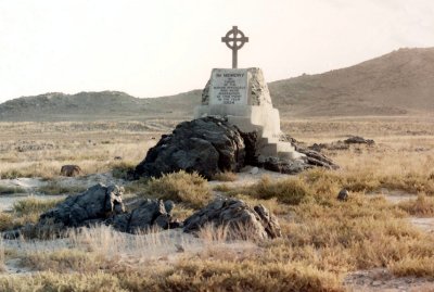 Barron Innerdale monument Masirah.JPG