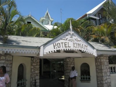 Sunday lunch at Hotel Kinam
