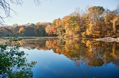 201, Larchmont Reservoir