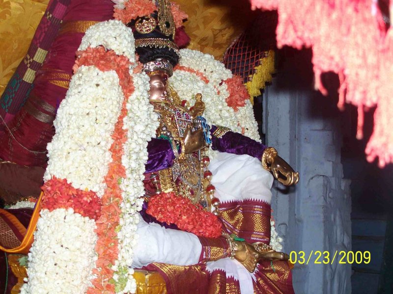 sri yathokthakari nachiyar tirukkolam.jpg