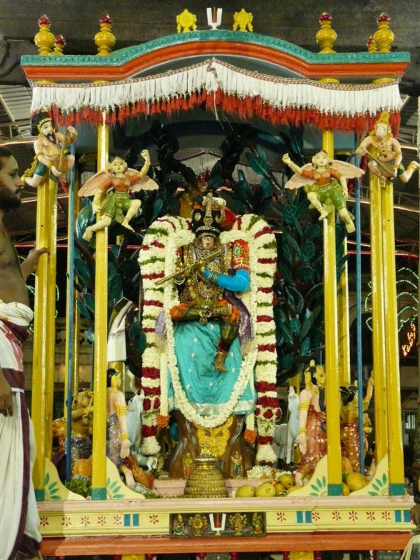 1stday evening pinna kalai vAhanam2.JPG