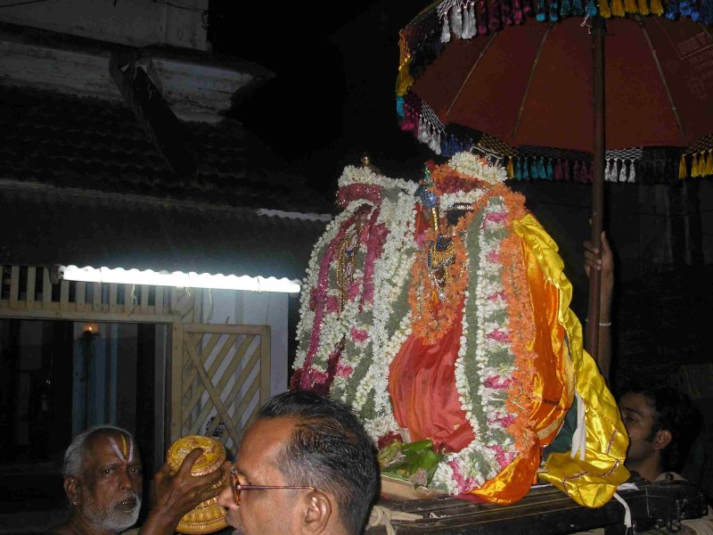 14-Andal Rajagopalan purappadu.jpg