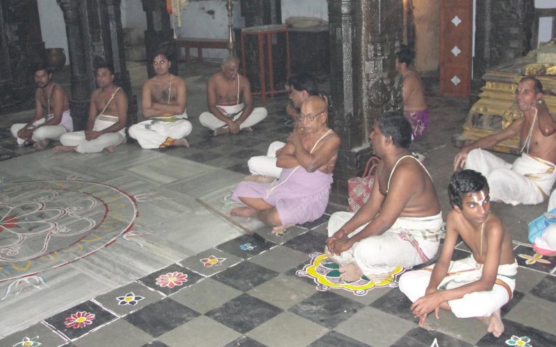 Tiruvaimozhi Sevai.JPG