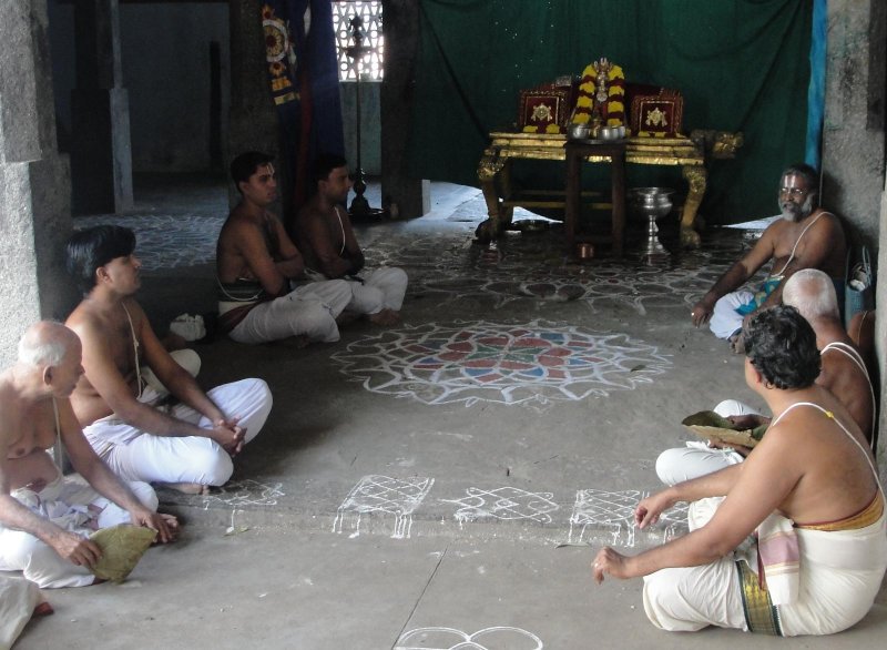 Naachiyaar Tirumozhi Ghosti.JPG