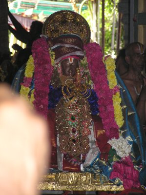 sarvadhari_tn_kanchi