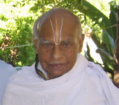 VaikuntavAsi Dr. u.vE. SMS Chari Swami