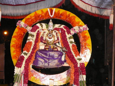 Surya prabhai-Badri Narayana Thirukkolam.JPG