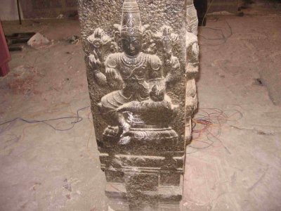 replica of pachai varNa perumAL.jpg