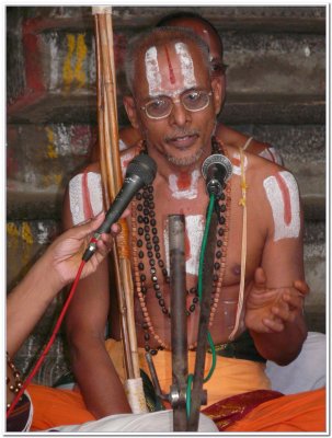 HH gOvindha yethirAja Jeeyar - Sriperumbuthur anugraha bhashanam.jpg