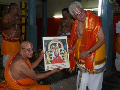 HH Honouring Kainkaryaparars14 (Large).JPG