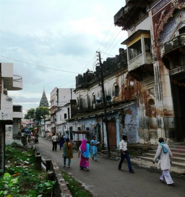 006-A street in Ayodhya.JPG