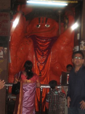 Hanuman brings back Rama Lakshmana from Patal Loka.jpg