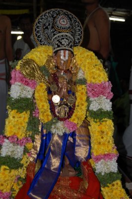 Sri Thirukachi Nambigal.jpg