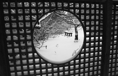 Lattice With Snow