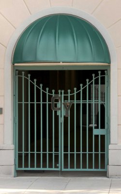 The-green-gate.jpg