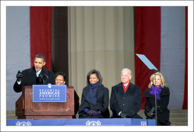 Obama at the Baltimore War Memorial Plaza January 17, 2009