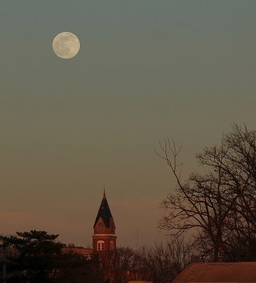 Moon & Albanys Court House  II