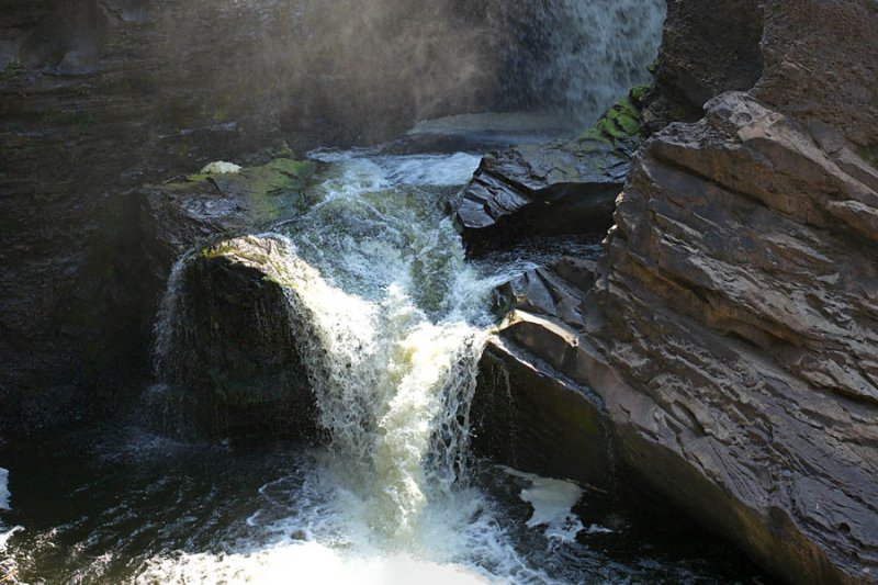 Rainbow Falls (lower portion)