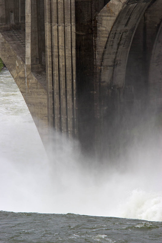 Lower Spokane Falls -- Monroe Street Bridge