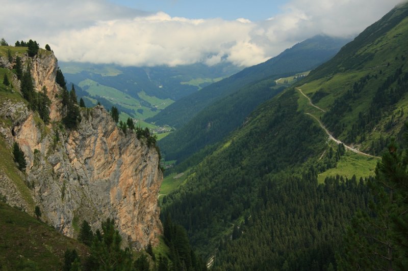 Ridge and Tux valley, Sommerberg