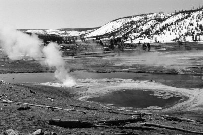 Yellowstone 18-19 April 2009