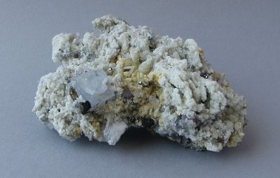 Fluorite, Pyrite on Quartz