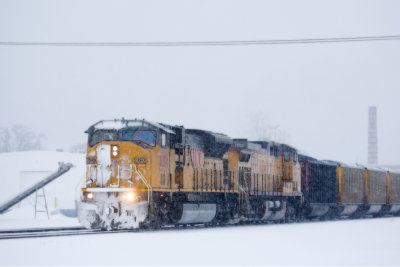 Union Pacific 8200 and 7002
