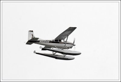 Cessna on Floats.jpg
