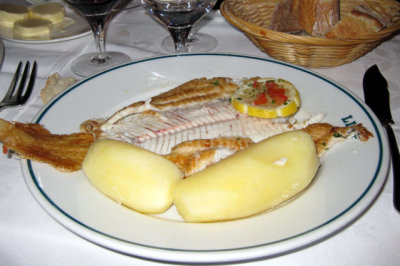 Sole with steamed potatoes