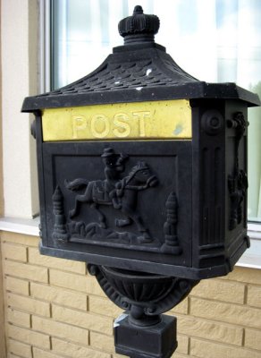 Interesting mailbox at the River Garden Inn