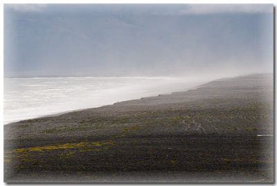 Vent sur une plage vers le sud de l'Islande