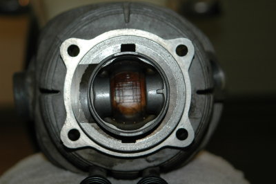 Correct piston orientation.