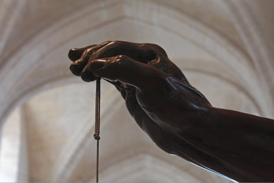 DETAIL D'UNE SCULPTURE DE LOUIS LUTZ - COMPIEGNE