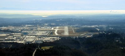high on final to Paine airport  (KPAE)