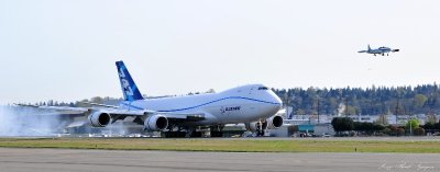 perfect landing 747-8F