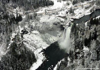 Snoqualmie Falls in snow