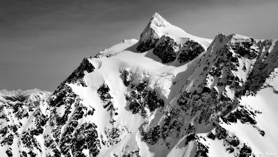 Upper Curtis Glacier, Summit Pyramid, Mt Shuksan, North Cascade National Park, Washington 