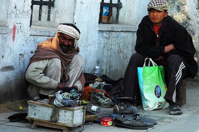 Shoes repairing.